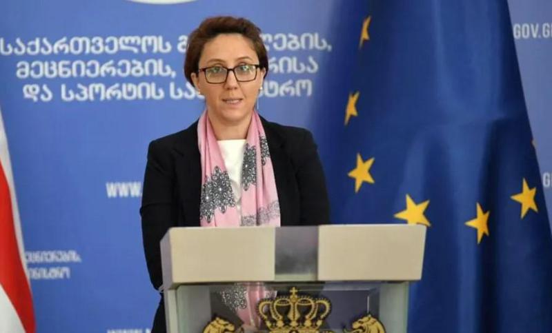 ბოლო 1 კვირაში, ქვეყანაში ვირუსი მასწავლებელთა და სკოლის სხვა თანამშრომელთა 0,1%-ს და მოსწავლეთა 0.02%-ს დაუდასტურდა - რამდენი სკოლა გადავიდა დისტანციურ სწავლაზე?