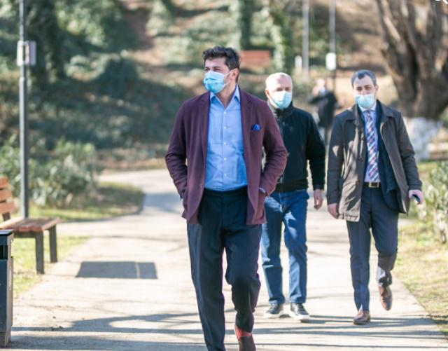 როდის გაწერენ კახა კალაძეს კლინიკიდან - თბილისის მერის მდგომარეობაზე ექიმი კომენტარს აკეთებს