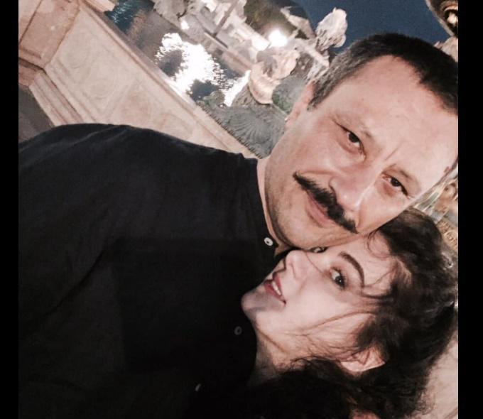 "იტირა, ღმერთო რატომო! ტკივილი თვალებიდამ წამსკდა" - რას წერს მეუღლე პოეტ ზურაბ რთველიაშვილზე, რომელსაც სიმსივნე დაუდგინდა