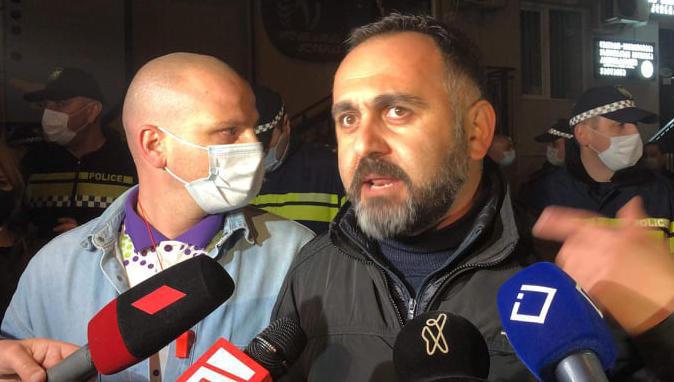 ბათუმში სამოქალაქო აქტივისტებსა და პოლიციას შორის სიტყვიერი დაპირისპირება მოხდა