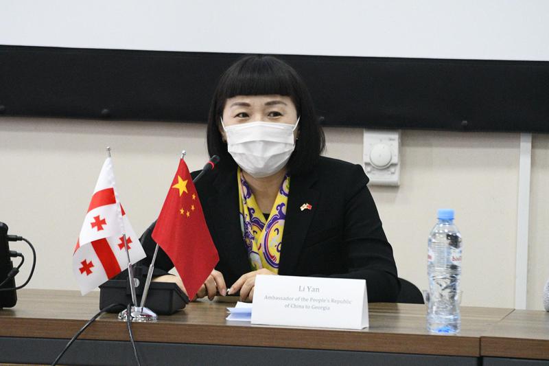 "როგორც იტყვიან, "მეგობარი გასაჭირში იცნობაო“ - რას აცხადებს ჩინეთის ელჩი საქართველოსთვის ვაქცინების უსასყიდლოდ გადაცემაზე