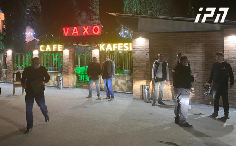 სოფელ კაბალში მამაკაცი საკუთარი რესტორნის მიმდებარედ დაჭრეს