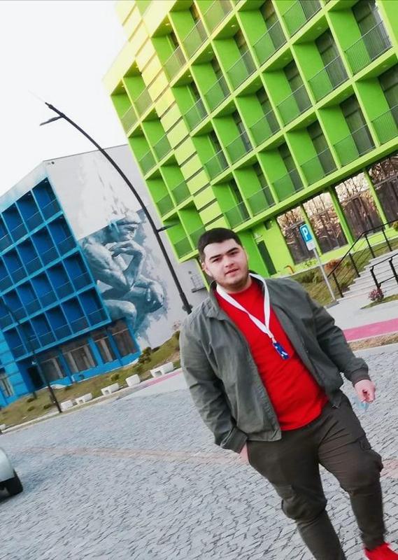 „KIU ჩემს მომავალს მნიშვნელოვნად განსაზღვრავს და დამეხმარება, არჩეულ პროფესიაში ვიყო საუკეთესო“ - სამტრედიელი ახალგაზრდის გზა წარმატებისკენ