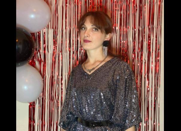 "გამოძიება მეგი ბაქრაძის გარდაცვალების ერთ-ერთ ვერსიად აცრამდე რამდენიმე დღით ადრე ორსულობის საწინააღმდეგო აბების მიღებას ამუშავებს" - ადვოკატი