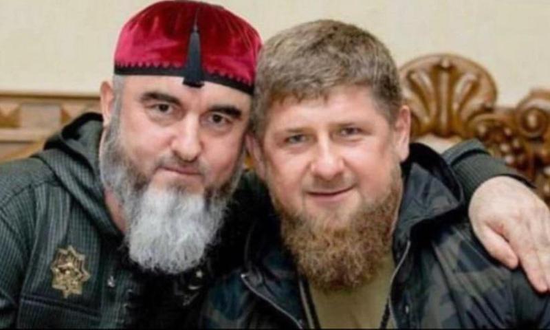 ჩეჩნეთში გარდაიცვალა პოლიტიკოსი, რომლის სტუმარმაც კადიროვის პორტრეტს ხელი დაარტყა - რა ვითარებაში დაიღუპა ის და რა ვერსიებზე საუბრობენ რუსულ მედიაში