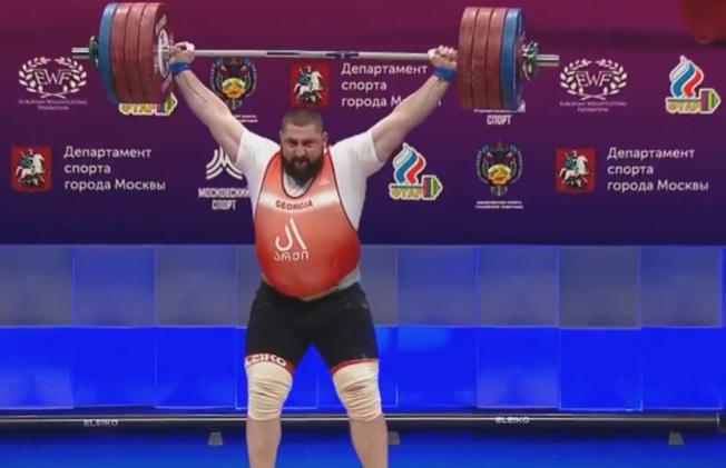 ლაშა ტალახაძე ევროპის ჩემპიონია - ქართველმა ახალი მსოფლიო რეკორდი დაამყარა და ატაცში 222 კგ დასძლია