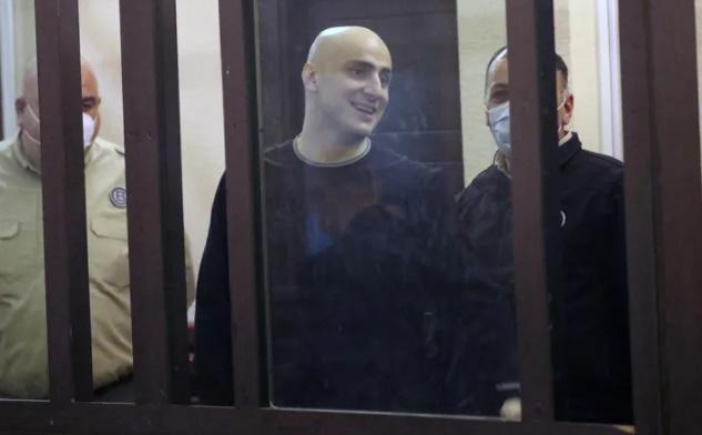 "სუპს ვჭამ მარტო" - ნიკა მელია 19 კგ-ის დაკლების "საიდუმლოს" ამხელს