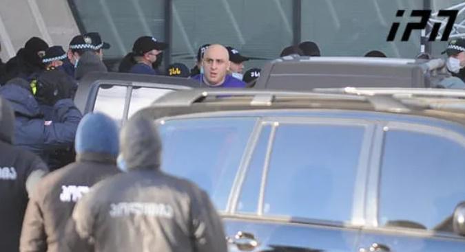 ნიკა მელია სასამართლოში მიიყვანეს