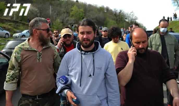 "შეხვედრის შესახებ 5 წუთით ადრე ვებ-გვერდიდან არ უნდა გაგვეგო" - შედგება თუ არა დიალოგი "ნამახვანჰესის" მოწინააღმდეგეებსა და ხელისუფლებას შორის?