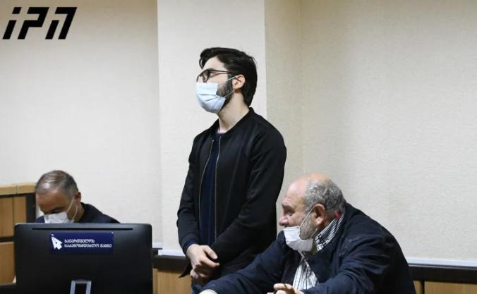 დავით სარალიძის მკვლელობაში ბრალდებულ გიორგი მენაბდეს პატიმრობა შეეფარდა