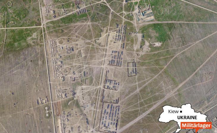 მედია - რუსეთი ანექსირებულ ყირიმში სამხედრო ბანაკს აშენებს