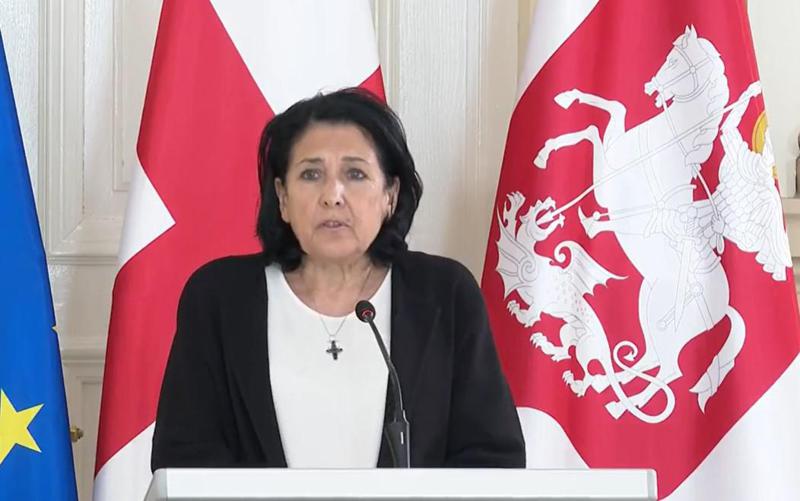 "მზად ვარ მივიღო ჩემთვის ნამდვილად სკანდალური გადაწყვეტილება" - სალომე ზურაბიშვილი გიორგი რურუას შეიწყალებს