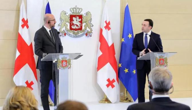 "შეიძლება ითქვას, რომ ხელოვნურად შექმნილი კრიზისი დასრულებულია" - მთავარი მესიჯები მიშელისა და ღარიბაშვილის ერთობლივი პრესკონფერენციიდან