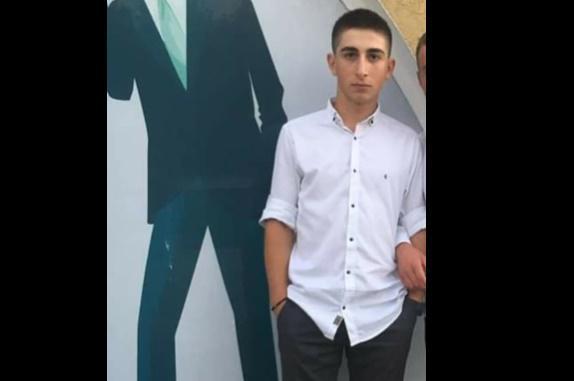 "ყურსასმენები ეკეთა და მატარებლის ხმა ვერ გაუგია..." - ვინ იყო 17 წლის ახალგაზრდა, რომელიც ზესტაფონში უბედურ შემთხვევას ემსხვერპლა