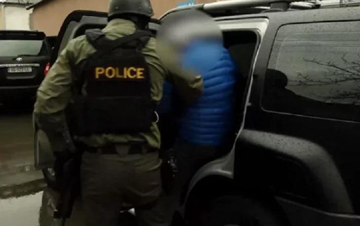 ფონიჭალაში,  წითელი ხიდის მაგისტრალზე და ლილოში 10 ნარკორეალიზატორი დააკავეს - ამოღებულია 7 კილოგრამამდე "ჰეროინი“