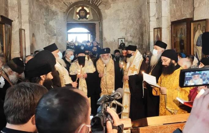 "არ მაქვს განწყობა, ვინმე დავსაჯო" - მეუფე სტეფანემ სასულიერო პირები, რომლებსაც მღვდელმსახურება აუკრძალა, ეკლესიიდან არ განკვეთა