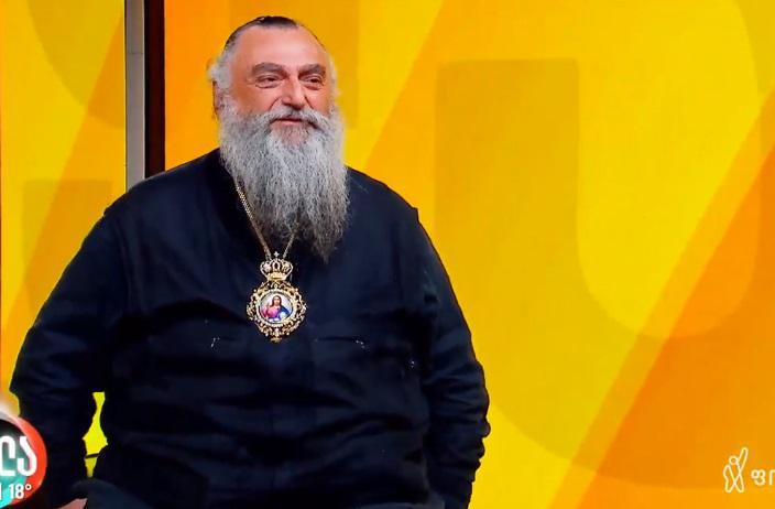 "ჯიპები კი არა, ორხიდიანი მანქანები... მე ჯიპი არ მყავს, "ტოიოტა" მყავს" - მეუფე ნიკოლოზი