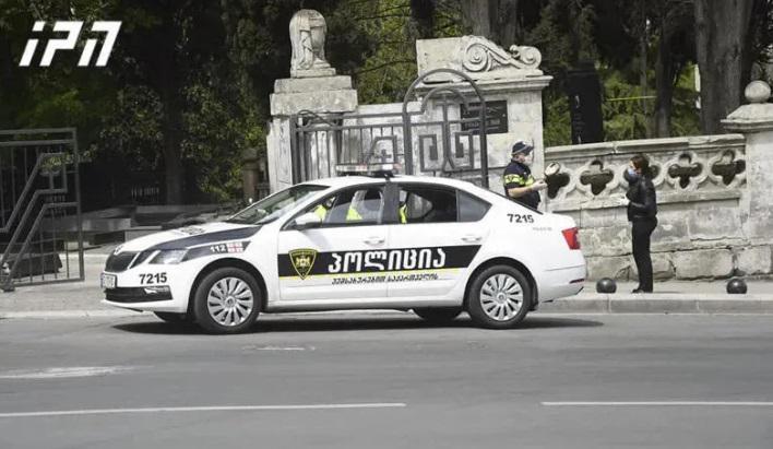 პოლიციელების მიერ სასულიერო პირებისათვის სასაფლაოზე შესვლის აკრძალვასთან დაკავშირებით საპატრიარქო განცხადებას ავრცელებს
