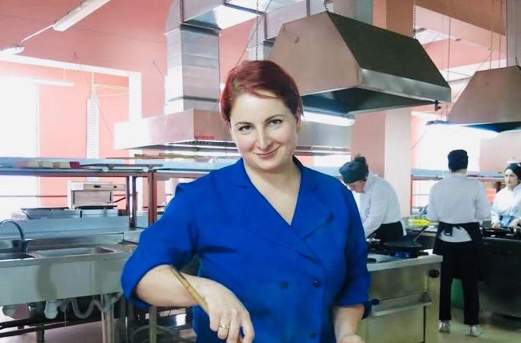 "დავემშვიდობეთ რუსოს" - კულინარიის აკადემიის ლექტორი კორონავირუსით გარდაიცვალა