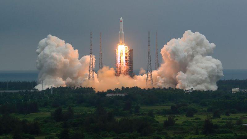 დედამიწას მწყობრიდან გამოსული გიგანტური ჩინური რაკეტა უახლოვდება - რა საფრთხეებზე საუბრობენ პენტაგონში