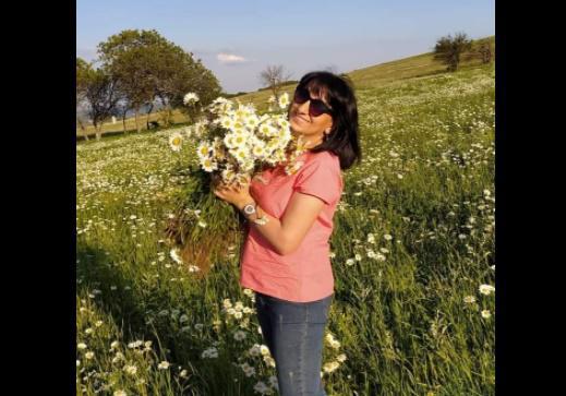 "მაიკო სულ ნერვიულობდა და ყველა რეკომენდაციას იცავდა... დედაც ინფიცირებული ჰყავდა " - კოვიდით გარდაცვლილი ახალგაზრდა ქალი მასწავლებელი იყო