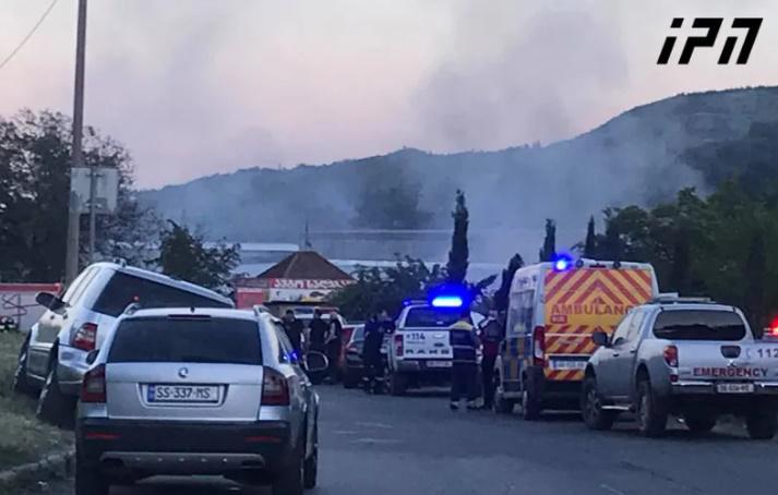 რა ინფორმაციას ავრცელებს საგანგებო სიტუაციების სამსახური ბოგდან-ხმელნიცკის ქუჩაზე გაჩენილ ხანძარზე?