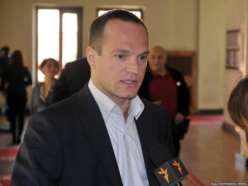 "ბოიკოტს აზრი აღარ აქვს - "ნაცმოძრაობამ" საპარლამენტო საქმიანობაში მონაწილეობა უნდა მიიღოს" - პეტრე ცისკარიშვილი