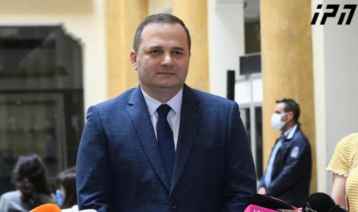 "საჯარო სამსახურიდან ადამიანების გათავისუფლების მოტივი ერთია - მათ გიორგი გახარიას და მისი გუნდისადმი კეთილგანწყობა გამოხატეს" - კერესელიძე