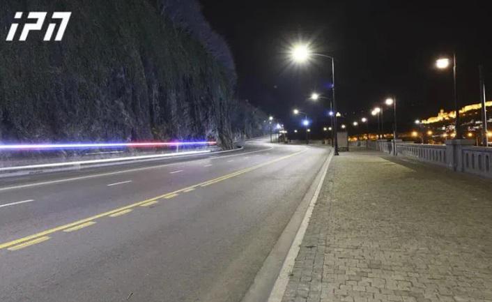 დღეიდან ე.წ. კომენდანტის საათი 21:00 საათის ნაცვლად, 23:00 საათიდან ამოქმედდება