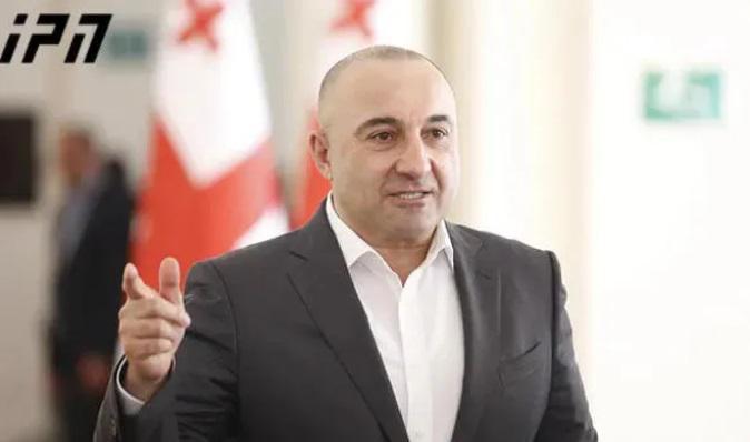 "საქართველოსთვის ევროკავშირის კანდიდატი ქვეყნის სტატუსი გაყინულია, რაც იმას ნიშნავს, რომ გაყინულია პერსპექტივა ქართველი მასწავლებლის საშუალო ხელფასი 4 500 ლარი გახდეს" - კახა ოქრიაშვილი