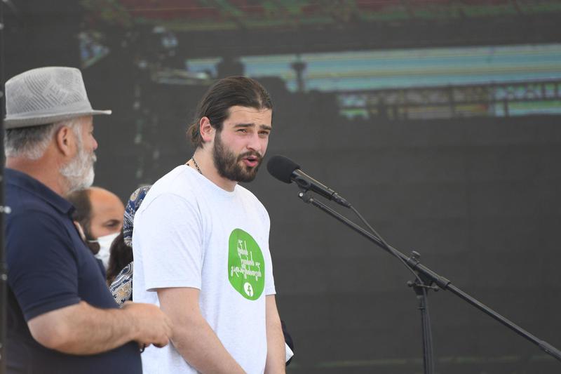 "შევიგრძნოთ ნამდვილი თავისუფლების და დამოუკიდებლობის ფასი" - ვარლამ გოლეთიანი საზოგადოებას 26 მაისს არა აღლუმზე, არამედ მათთან მისვლისკენ მოუწოდებს