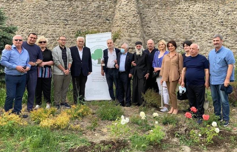 საქართველოს ტექნიკური უნივერსიტეტი სვეტიცხოვლის საკათედრო ტაძრის გამწვანების ღონისძიებაში ჩაერთო