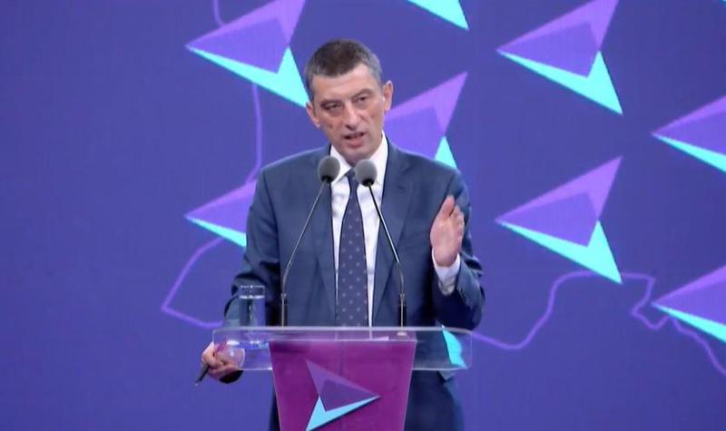 "მმართველი გუნდი განვითარების პერსპექტივას უკლავდა ქვეყანას..." - გახარიამ პარტიის პრეზენტაციაზე "ოცნება" მწვავედ გააკრიტიკა