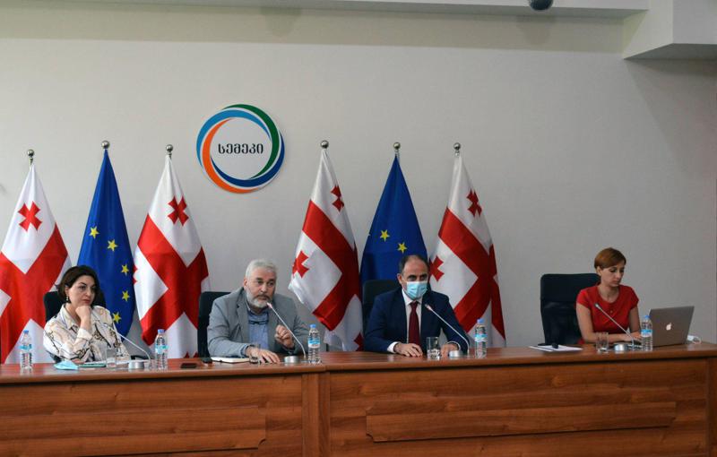 სემეკში უსინათლოთა და მცირე მხედველთა ორგანიზაციის წარმომადგენლებთან შეხვედრა გაიმართა