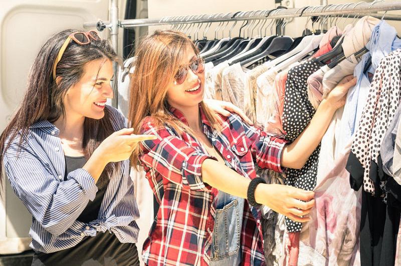 საქართველოში მეორად ტანსაცმელზე მოთხოვნა იზრდება - რომელი ქვეყნიდან რამდენი მლნ დოლარის "მეორადები" შემოდის