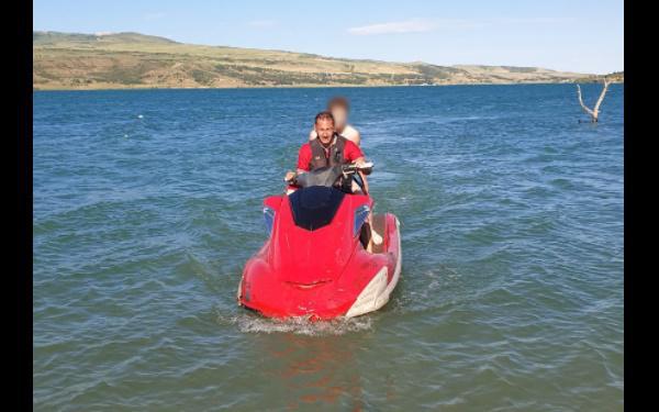 მაშველებმა თბილისის ზღვაზე არასრულწლოვანი გადაარჩინეს