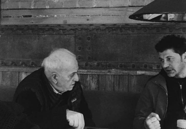 "ღარიბია სამყარო რეზო გაბრიაძის გარეშე" - რას წერს კახა კალაძე გარდაცვლილი რეჟისორის შესახებ