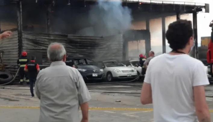 რუსთავის ავტობაზრობაზე ხანძარია - როგორია ვითარება ადგილზე