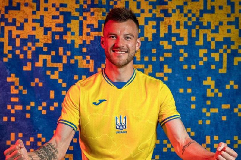 სპორტი, პოლიტიკა და სკანდალი ევროპის ჩემპიონატზე - რა არის დატანილი უკრაინის ეროვნული ნაკრების მაისურზე, რის გამოც რუსეთი აღშფოთებულია