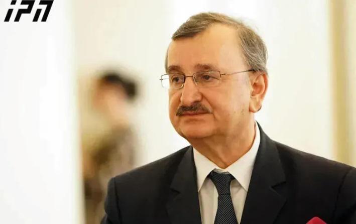 "ღარიბაშვილმა მოინელა, გადაყლაპა ივანიშვილის ორი ფავორიტი ქალი - მაია ცქიტიშვილი და ეკატერინე ტიკარაძე" - რომან გოცირიძე