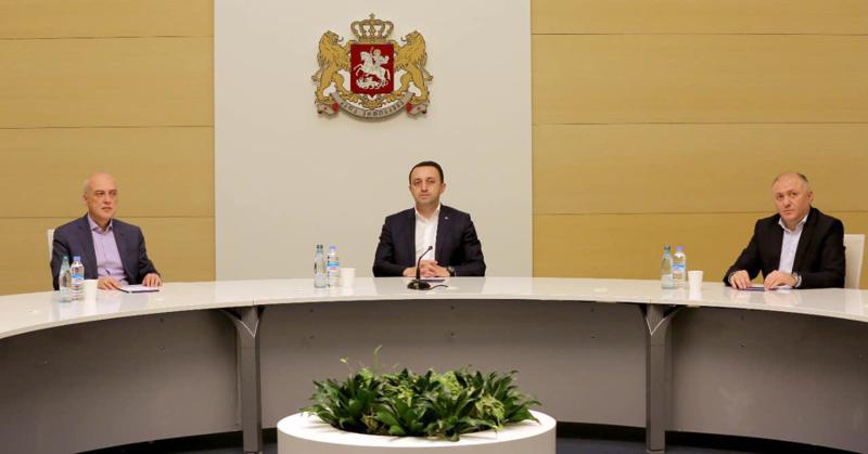 "ირაკლი ღარიბაშვილის ფასილიტაციით აზერბაიჯანმა კონფლიქტისას დაკავებული სომხეთის 15 მოქალაქე გაათავისუფლა" - მთავრობა