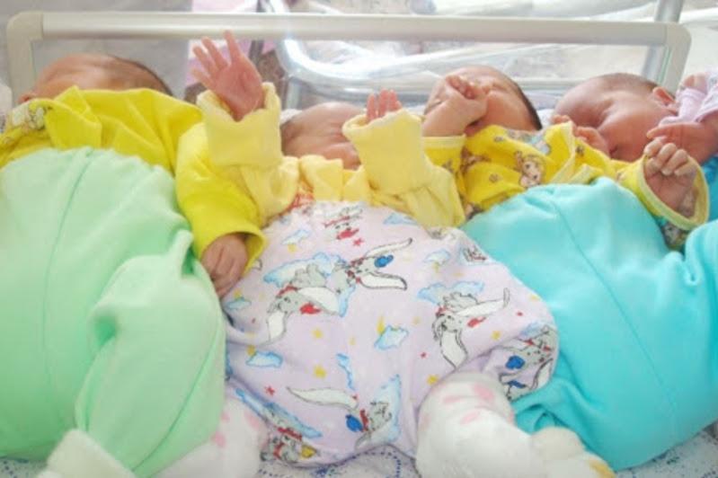 "დღეს განსაკუთრებული დღეა!" - თბილისში ახალგაზრდა ქალმა 4 ტყუპი გააჩინა