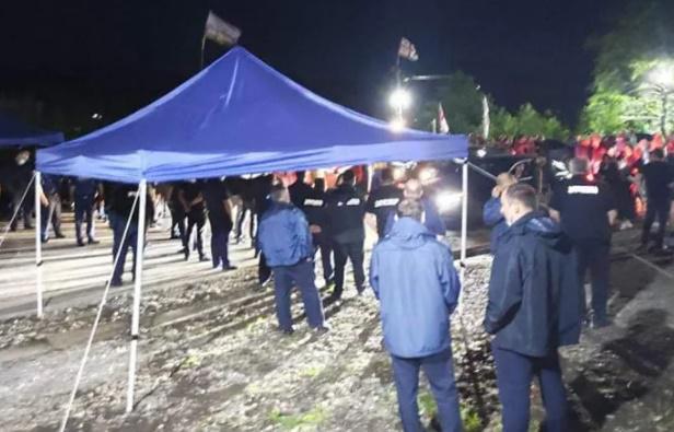 რკინის ჯებირების აღების შემდეგ ნამახვანჰესის მოწინააღმდეგეებმა ხეობაში შესვლა სცადეს - რა ვითარებაა ადგილზე?