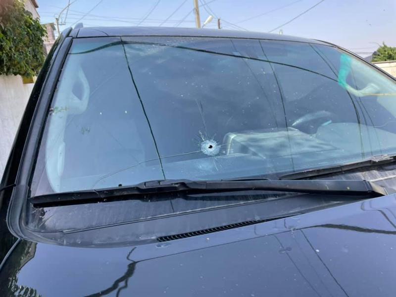 სომხეთში პრემიერობის კანდიდატის ავტომობილი დაცხრილეს