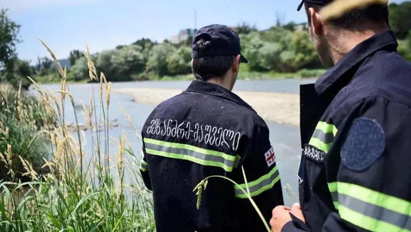 ფარავნის ტბაში 17 წლის ბიჭი დაიხრჩო