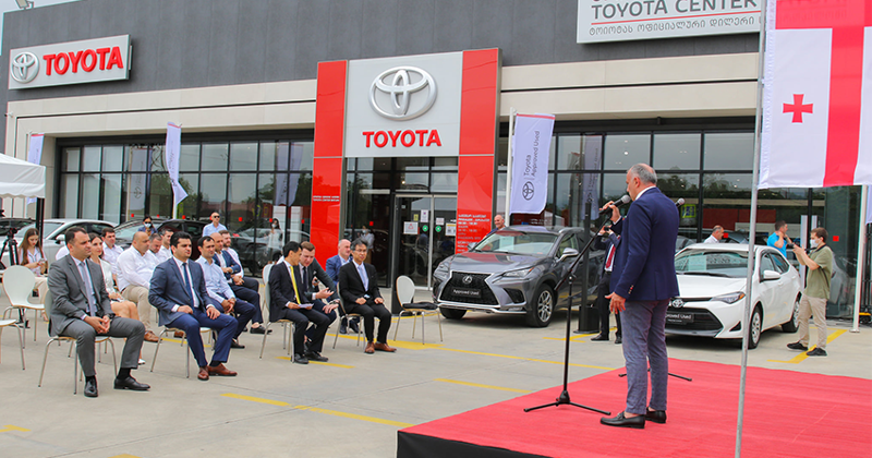 აჭარის ავტონომიური რესპუბლიკის ფინანსთა და ეკონომიკის მინისტრი და "ტოიოტა კავკასიის" პრეზიდენტი "ტოიოტა ცენტრ ბათუმს" ესტუმრნენ