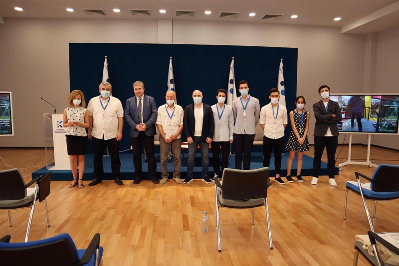 KIU-ში მათემატიკის კონკურსში გამარჯვებული მოსწავლეები და სკოლები დააჯილდოვეს