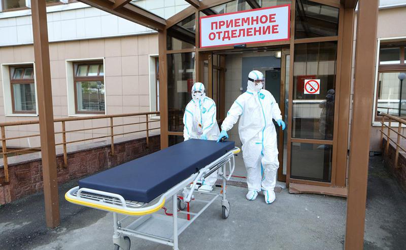 "ინდური შტამი პირველად დაბალიმუნიტეტიანებს დაერია, მათ, ვინც ხშირად მოიხმარს ალკოჰოლს..." - რას ჰყვება მოსკოვის ერთ-ერთი კლინიკის ქართველი ექიმი