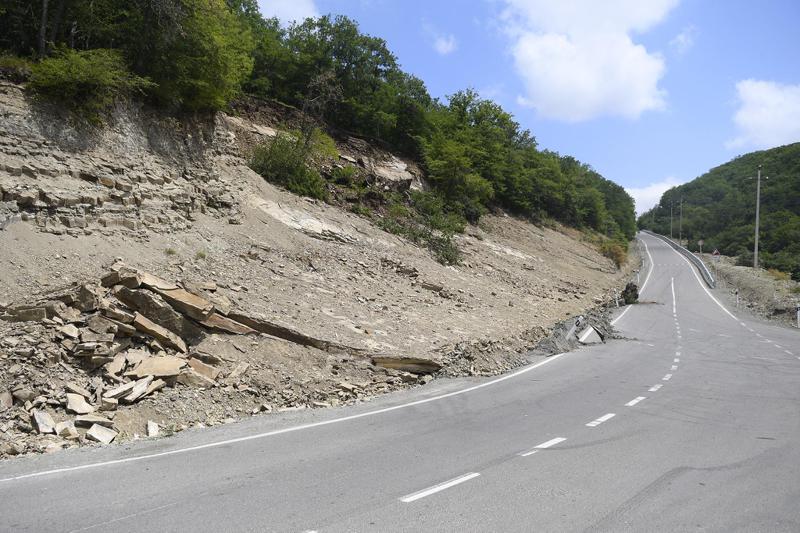 "უნდა მოხდეს მიწის მასის გატანა, კედლის გამაგრება..." - რა წერია პირველად დასკვნაში, რომელიც გეოლოგებმა ლისი-მუხათწყაროს მეწყერთან დაკავშირებით მოამზადეს