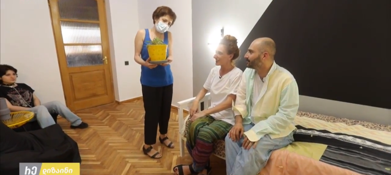 გარემონტებული ოთახი, დედასთან წაგებული სანაძლეო და დანგრეული სტერეოტიპები – გადაცემა „რედიზაინმა“ თინეიჯერ კესოს ოთახი გაურემონტა